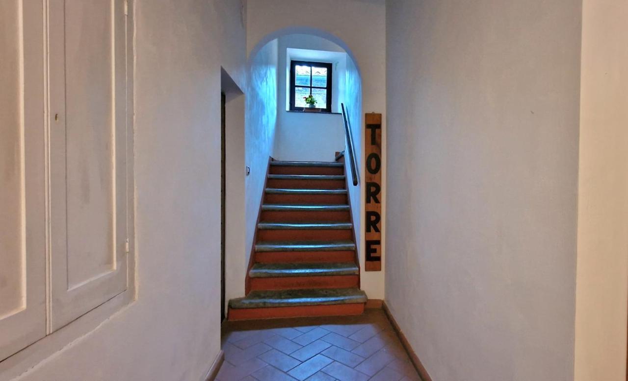 Torre Salvucci Maggiore Medieval Tower Experience San Gimignano Exterior photo